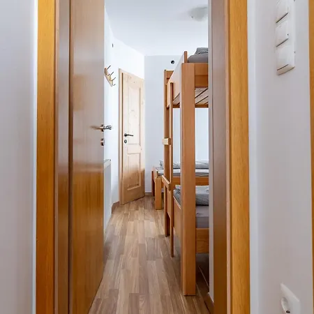 Ribniska Koca Albergue Ribnica na Pohorju